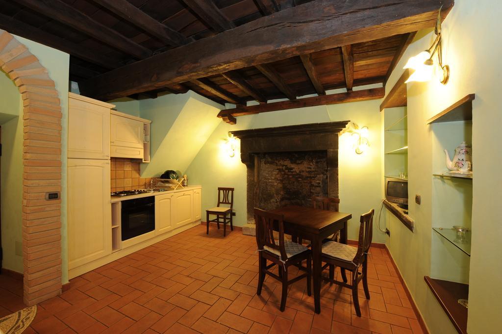 La Scaletta Holiday House Bracciano  Phòng bức ảnh