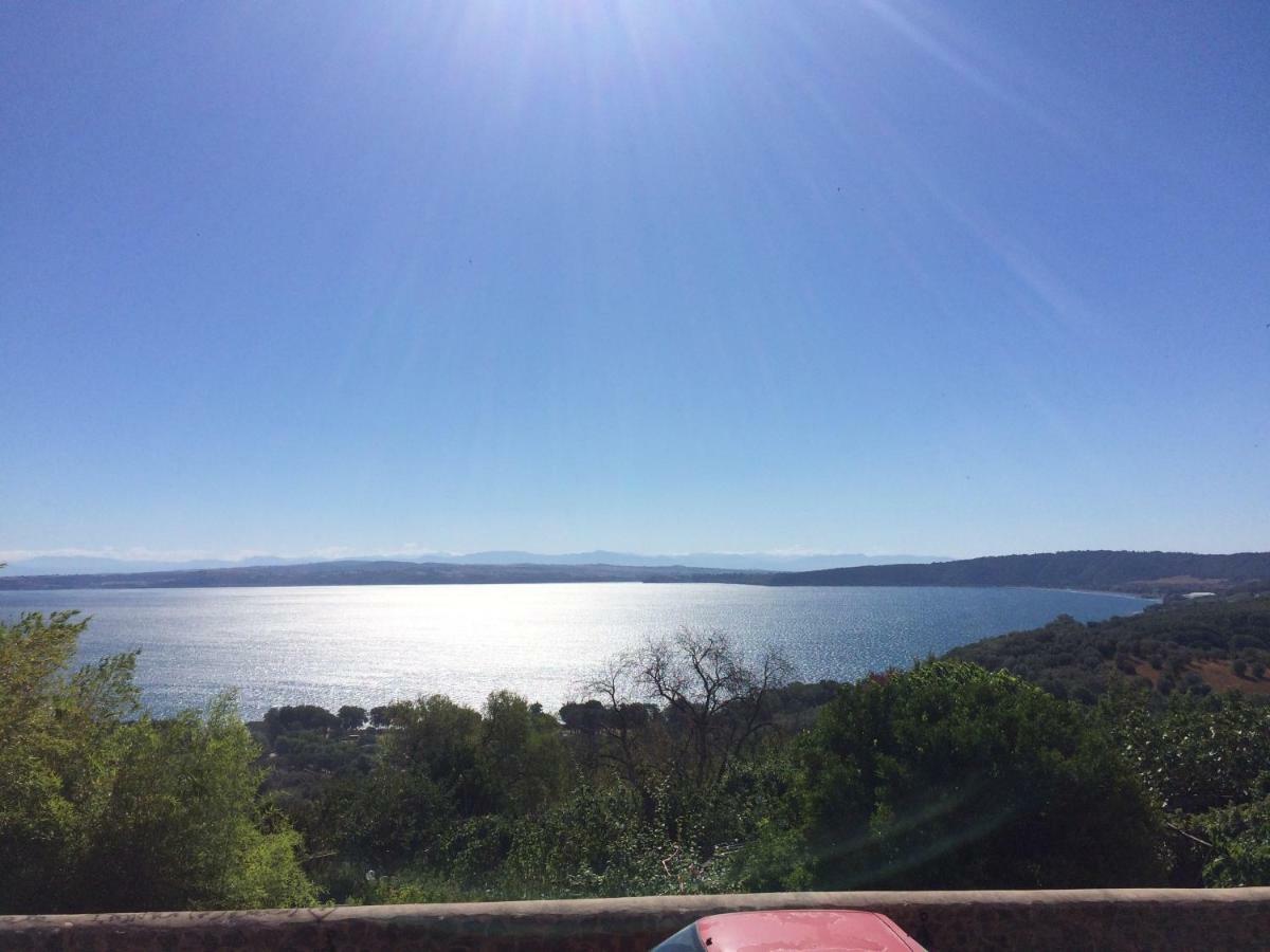 La Scaletta Holiday House Bracciano  Ngoại thất bức ảnh